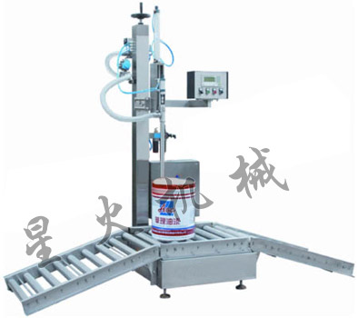 CJ-200B型半自動(dòng)稱(chēng)重式液體灌裝機